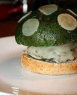 Yum Yum: "1Up Mushroom" Mushroom Burger! 