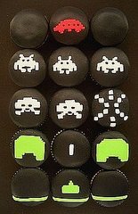Edible Geek: Space Invaders Cupcakes 