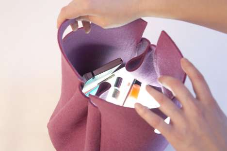 Light-Up Purse 