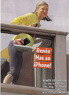Renee Zellweger Has a BlackBerry Curve, Not an iPhone in Oops Picture