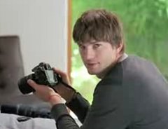 Ashton Kutcher Shows Off Nikon's Latest Camera: The D90 D-SLR Ashton Kutcher Shows Off Nikon's Latest Camera: The D90 D-SLR