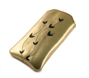 Go For the Gold With Proporta's Maya Case 