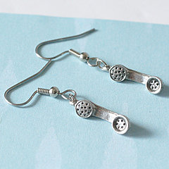 Telephone Earrings: Totally Geeky or Geek Chic? 