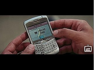 Technology in He's Just Not That Into You Trailer