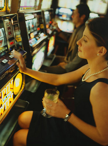 If Casinos Stop Offering Free Drinks, Would You Still Go?