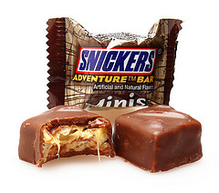 Yummy Link: Snickers Adventure Bar Yummy Link: Snickers Adventure Bar