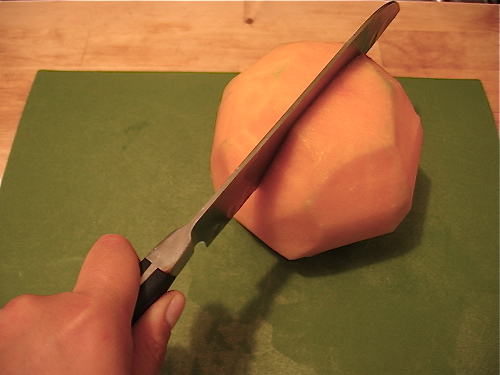 Cut the shaved cantaloupe in half crosswise.
Cut the shaved cantaloupe in half crosswise.