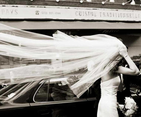 Yummy Links: From Wedding Pictures to Andrew Carmellini