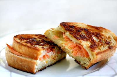 Smoked Salmon and Gruyere Grilled Cheese Sandwich Smoked Salmon and Gruyere Grilled Cheese Sandwich