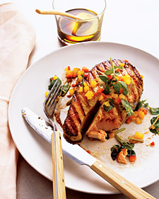 Sunday BBQ: Grilled Salmon with Spicy Honey-Basil Sauce Sunday BBQ: Grilled Salmon with Spicy Honey-Basil Sauce