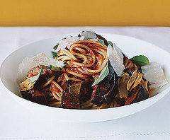 Fast & Easy Dinner: Pasta Alla Norma Fast & Easy Dinner: Pasta Alla Norma