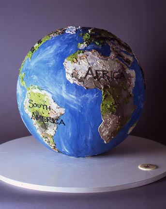 Globe Cake: Love It or Hate It?