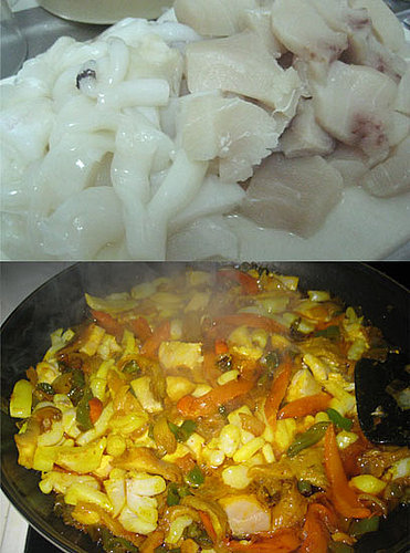 Next, the fish and seasonings are added. We used white fish and choco, a calamari-like fish that's incredibly popular in Cadiz.
Pimenton, a spicy Spanish paprika, gives the paella its color.
Next, the fish and seasonings are added. We used white fish and choco, a calamari-like fish that's incredibly popular in Cadiz.
Pimenton, a spicy Spanish paprika, gives the paella its color.