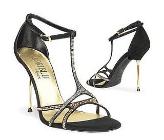 Would You Sue For a Busted Stiletto and a Broken Ankle?