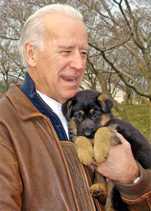 The Scoop: Joe Biden Picks His Puppy