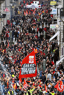 Front Page: Masses in France Protest Bad Economy