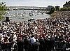 Obama Draws Estimated Crowd of 75,000 in Portland