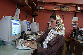 Iran Considers Death Penalty for Bloggers, Russia Jails One