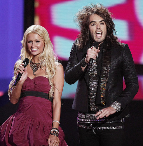 Russell Brand Criticizes George Bush at the MTV Video Music Awards