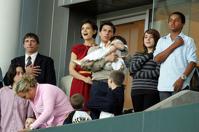 Family Ties: Tom Cruise and Katie Holmes Celebrate With Kids