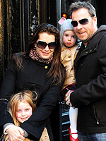 Lil Links: Brooke Shields's Daughter Has a Potty Mouth