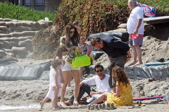 The Beckinsale Brood Enjoy a Day at the Beach