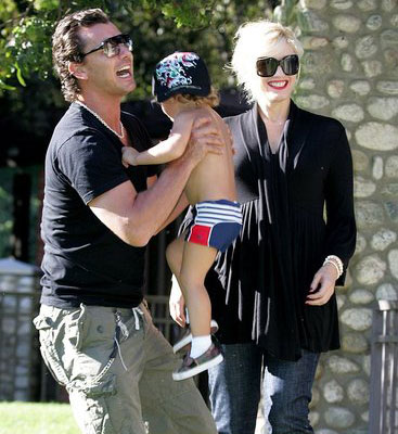 The Rossdale Bunch Looks All Rosy The Rossdale Bunch Looks All Rosy