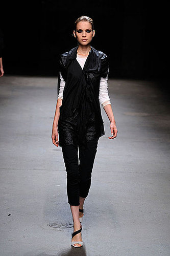 Yigal Azrouel Spring 2009 Runway Show Yigal Azrouel Spring 2009 Runway Show
