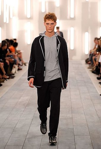 Y-3 Spring 2009 Runway Y-3 Spring 2009 Runway