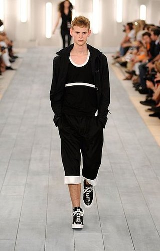 Y-3 Spring 2009 Runway Y-3 Spring 2009 Runway
