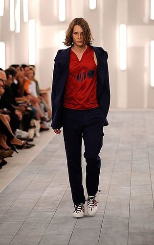 Y-3 Spring 2009 Runway Y-3 Spring 2009 Runway