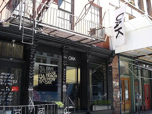 OAK Bondage Pop-Up 