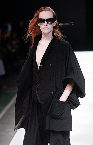 Paris Fashion Week: Yohji Yamamoto Spring 2009 Paris Fashion Week: Yohji Yamamoto Spring 2009