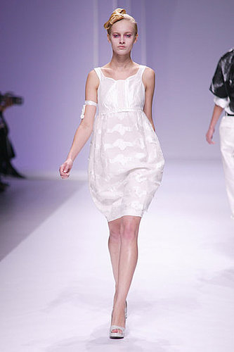 Paris Fashion Week: Shiatzy Chen Spring 2009 Paris Fashion Week: Shiatzy Chen Spring 2009