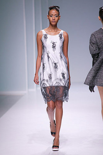 Paris Fashion Week: Shiatzy Chen Spring 2009 Paris Fashion Week: Shiatzy Chen Spring 2009