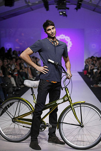 L'Oreal Toronto Fashion Week: Gsus Sindustries Spring 2009 L'Oreal Toronto Fashion Week: Gsus Sindustries Spring 2009