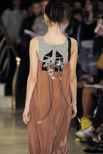London Fashion Week: Louise Gray Spring 2009 London Fashion Week: Louise Gray Spring 2009