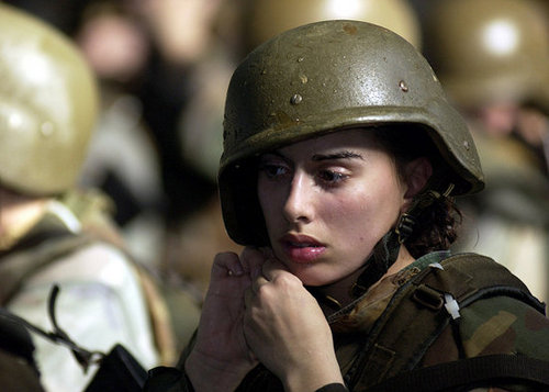 US Marines Make a Direct Appeal to Women