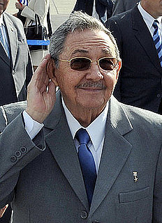 Should Barack Obama Meet Cuba's Raul Castro? 