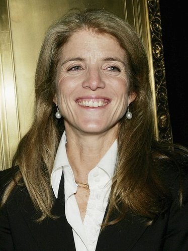Should Caroline Kennedy Disclose Financial Records? 
