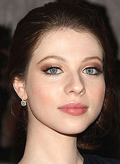 Michelle Trachtenberg’s makeup look