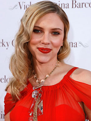 Scarlett Johansson's Red Lips