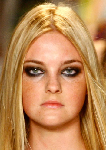2009 Spring Fashion Week Beauty Look at Matthew Williamson