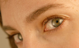 Benefit BADgal Plum Mascara Review