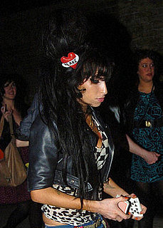 Amy Winehouse is addicted to sunbeds
