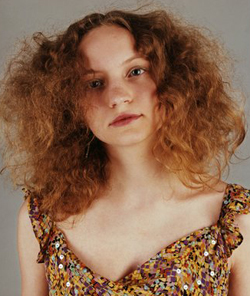 Expert Beauty Tips To Stop Hair Looking Frizzy and Make It Shiny and Healthy