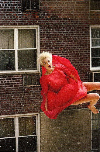 Agyness Deyn Free Falls for POP Fall 2008