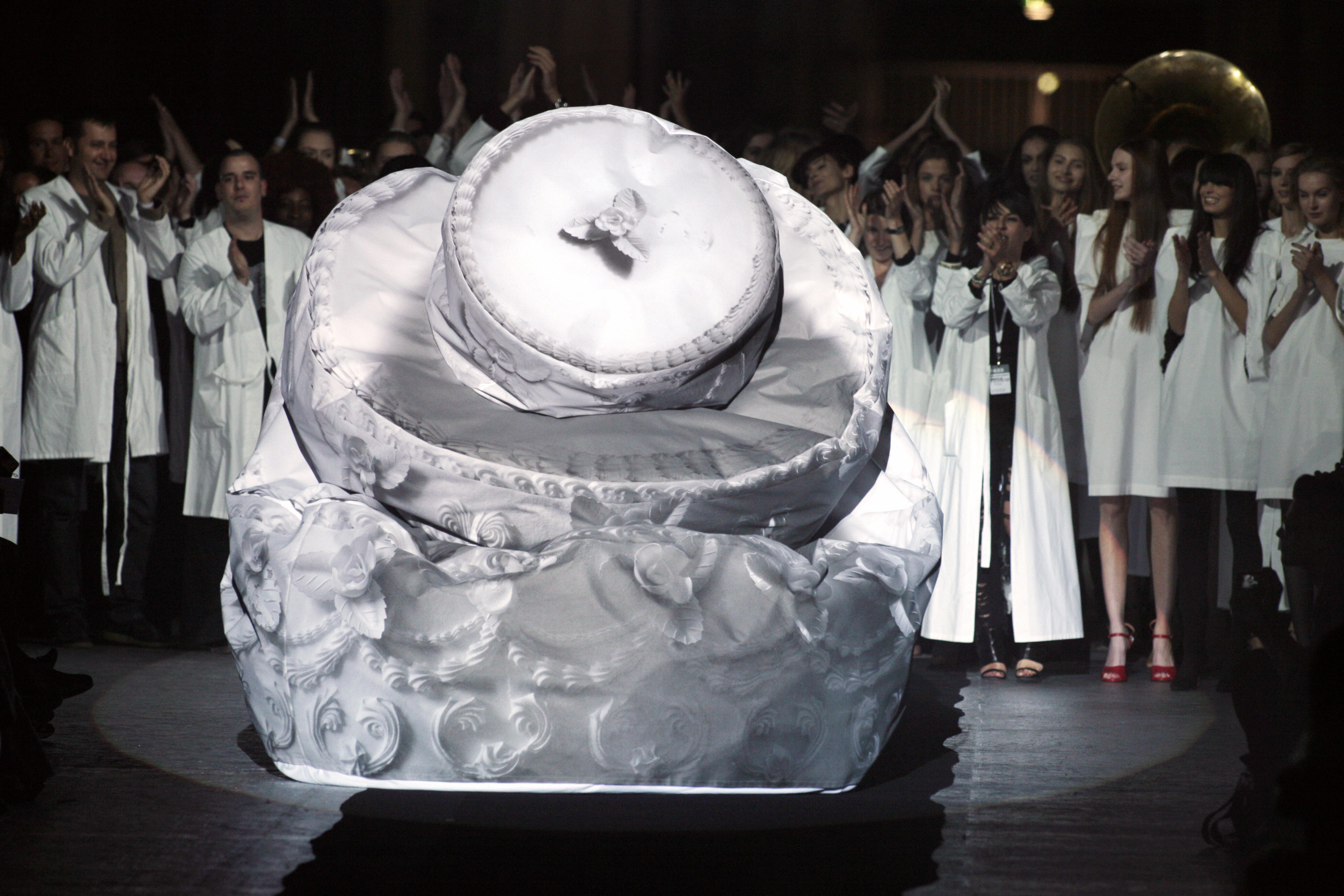 Martin Margiela Looks Back over Twenty Maison Years for Spring 2009 Martin Margiela Looks Back over Twenty Maison Years for Spring 2009
