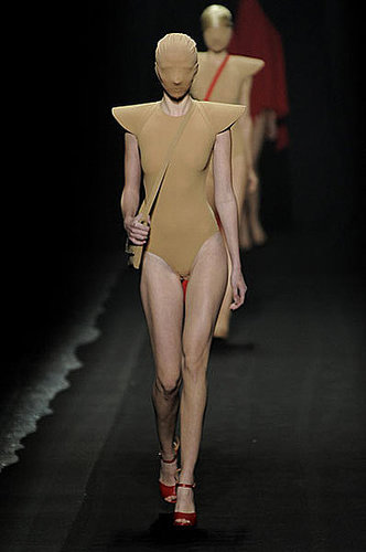 Martin Margiela Looks Back over Twenty Maison Years for Spring 2009 Martin Margiela Looks Back over Twenty Maison Years for Spring 2009