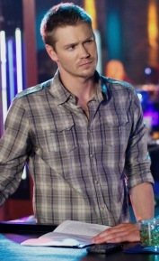One Tree Hill Style: Lucas Scott 